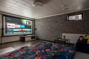 Home Cinema Kassel with Netflix and Disney